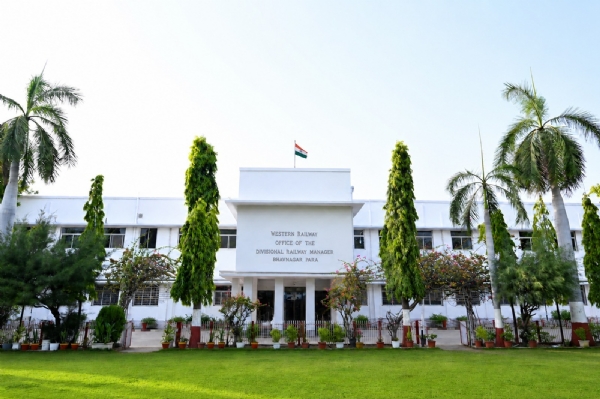 ભાવનગર મંડળમાં દિવંગત રેલકર્મીના પરિવારને
