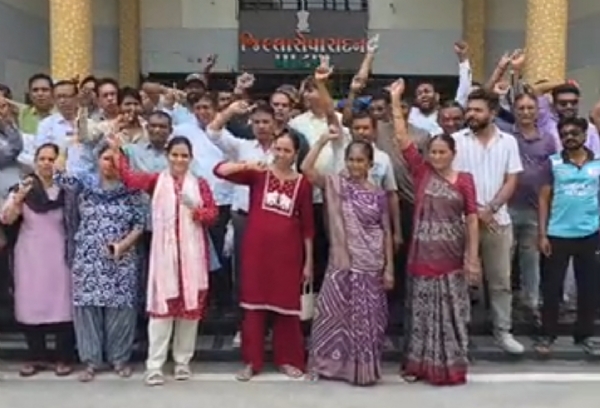 NH-68 બાયપાસ એલાઇનમેન્ટ સામે ખેડૂતોનો વિરોધ