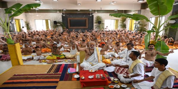 સાંદીપનિ  વિદ્યાનિકે તનમાં શ્રાવણી ઉપાકર્મ અને  નૂતન યજ્ઞોપવિત વિધિ સંપન