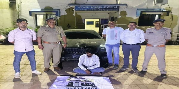 નેત્રંગ પોલીસે નંબર પ્લેટ વગરની કારમાં ભાગવાનો પ્રયાસ કરનાર એનડીપીએસ કેસના ભાગેડુને ઝડપ્યો
