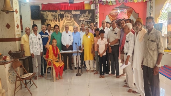 લાડુ સ્પર્ધા સાથે બળેવની ઉજવણી
