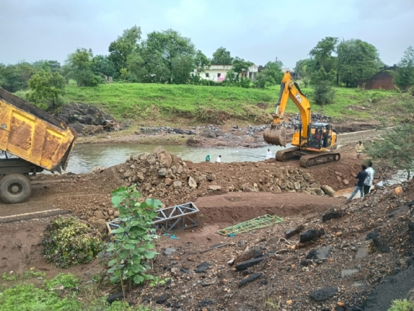restore roads after heavy rains in Narmada district restore roads after heavy rains in Narmada district