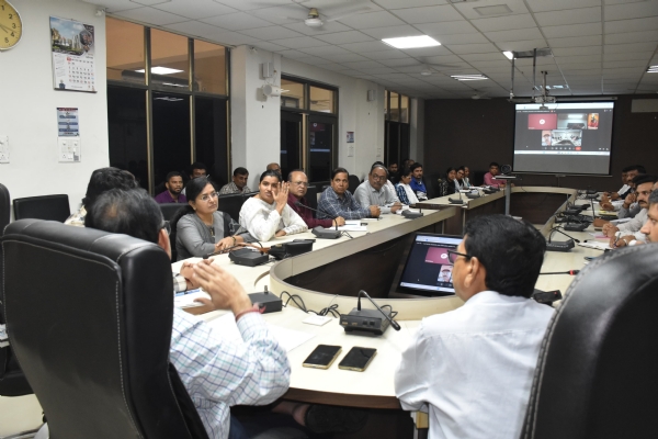 જિલ્લા કલેક્ટરના અધ્યક્ષસ્થાને સ્વાતંત્ર્ય પર્વની ઉજવણીના આયોજન અંગે બેઠક યોજાઈ. જિલ્લા કલેક્ટરના અધ્યક્ષસ્થાને સ્વાતંત્ર્ય પર્વની ઉજવણીના આયોજન અંગે બેઠક યોજાઈ.