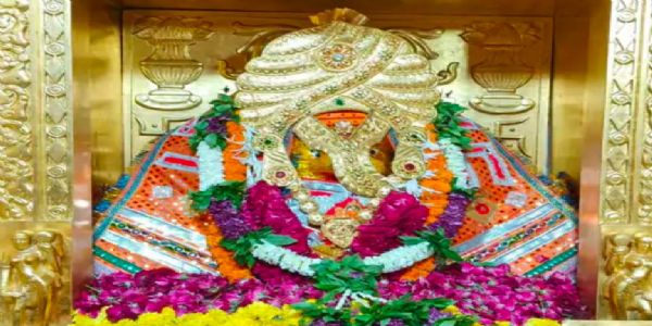 સંકટ ચોથ નિમિત્તે ઐઠોરના ગણપતિ મંદિરે ભક્તોની ભારે ભીડ