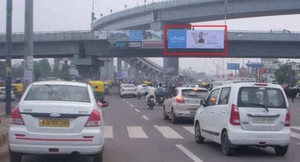 an additional lane of road will be constructed near the CTM Expressway an additional lane of road will be constructed near the CTM Expressway