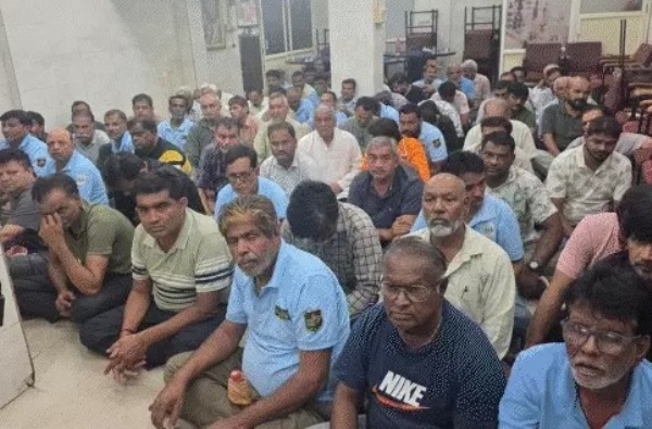 gambling den of Manpasand Club gambling den of Manpasand Club