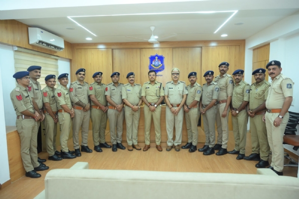 ગાંધીધામ માં પાઇપિંગ સેરેમની ઉજવાઈ