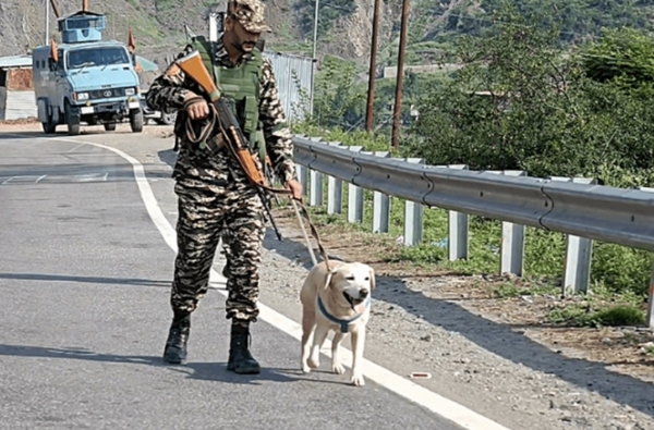 જમ્મુ-કાશ્મીરમાં કડક બંદોબસ્ત