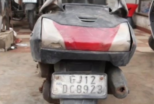 પૂર્વ કચ્છમાં મિલ્કતો સીલ કરાઈ