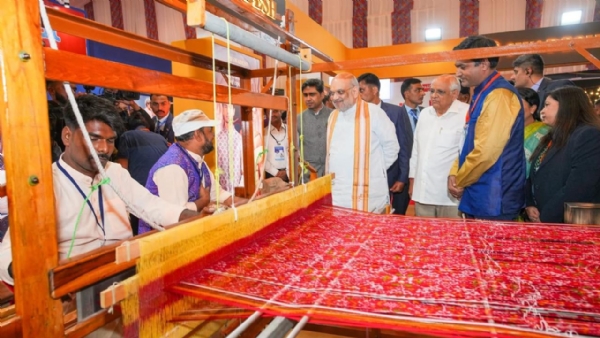 ગુજરાતની પ્રાચીન વણાટકળાને મળી વૈશ્વિક ઓળખ ગુજરાતની પ્રાચીન વણાટકળાને મળી વૈશ્વિક ઓળખ