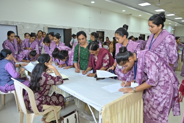 વેરાવળના ડાભોર કૉમ્યુનિટી હોલ ખાતે