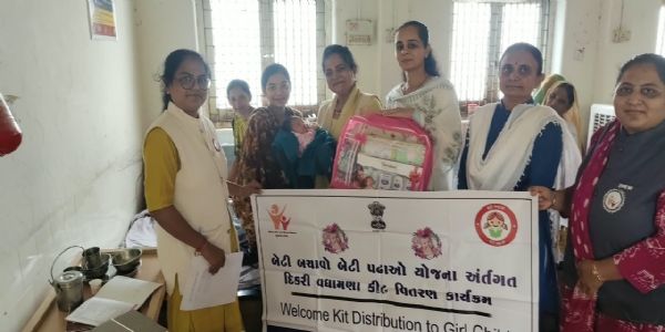પોરબંદરમાં “નારી વંદન ઉત્સવ” અંતર્ગત બેટી બચાઓ બેટી પઢાઓ દિવસની ઉજવણી કરાઈ