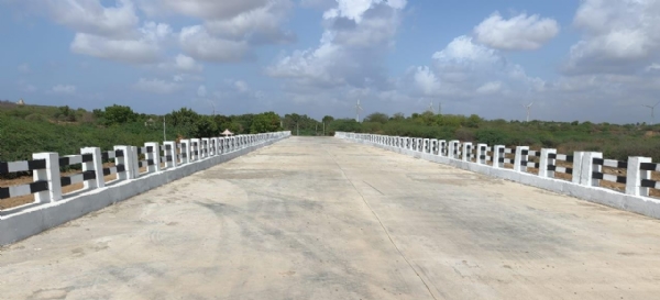 નવનિર્માણ થયેલ બ્રિજ નવનિર્માણ થયેલ બ્રિજ