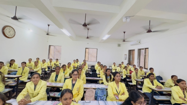 સાયબર ક્રાઇમ અંગે માર્ગદર્શન આપવામાં આવ્યું સાયબર ક્રાઇમ અંગે માર્ગદર્શન આપવામાં આવ્યું