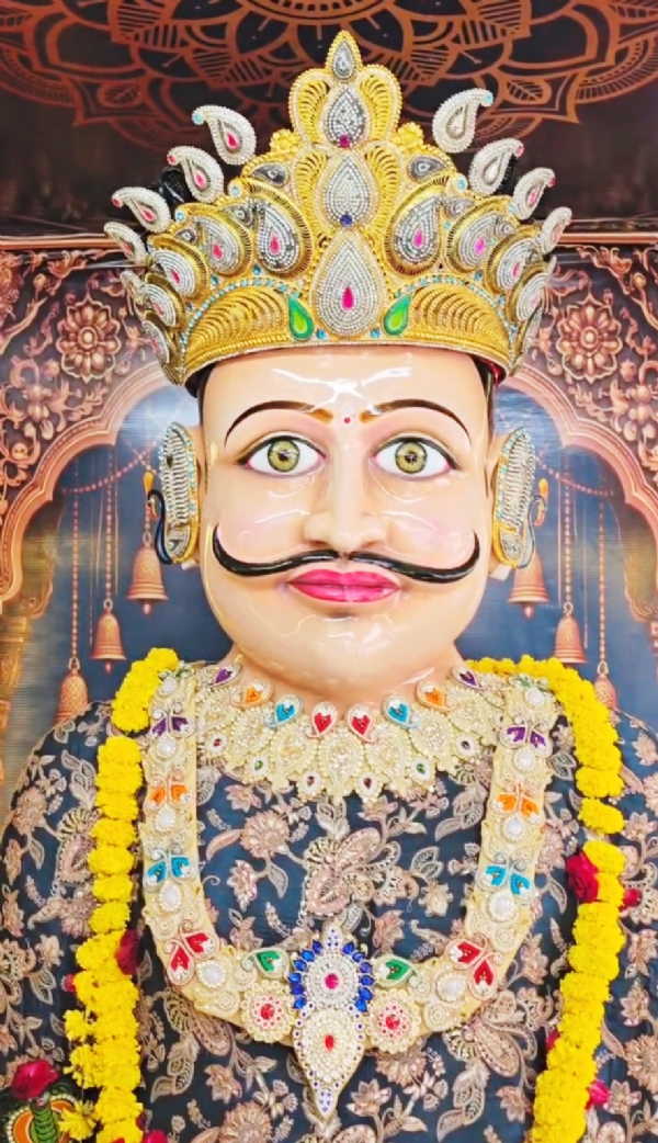 ભરૂચ ભોઈ અને વાલ્મીકિ પંચ દ્વારા ઘોઘારાવ મહારાજની સ્થાપના છડી મહોત્સવની ઉજવણી ભરૂચ ભોઈ અને વાલ્મીકિ પંચ દ્વારા ઘોઘારાવ મહારાજની સ્થાપના છડી મહોત્સવની ઉજવણી