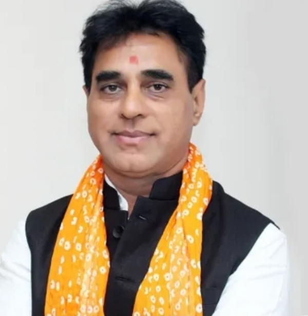 આરોગ્ય મંત્રી પ્રફુલ પાનશેરિયા (File Photo)