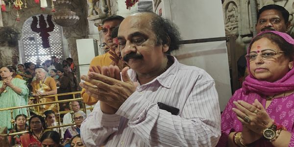 યાત્રાધામ અંબાજી ખાતે આગામી ભરાનાર ભાદરવી પૂનમના મેળા ને હવે ગણતરીના દિવસો બાકી રહ્યા છે ત્યારે અંબાજી મંદિર પરિસરમાં મેળા પૂર્વે જ બોલ મારી અંબે જય જય અંબેના નાથજી ગુંજવા લાગ્યું છે