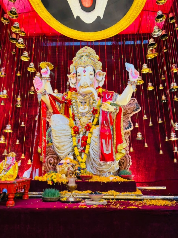 ગણપતિ  બાપા મોરિયાનાનાદથી  ગુંજી  સુદામાનગરી.