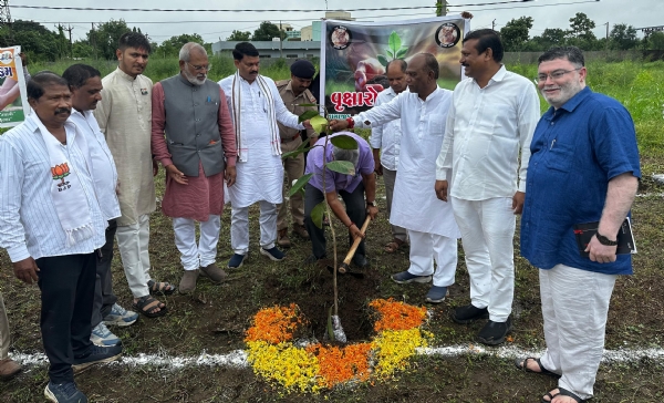 સેવા સંકલ્પ અભિયાન ઉનાઈથી શરૂ થયેલી બાઈક યાત્રા ચાસવડ નેત્રંગ આવી પહોંચતા સ્વાગત કર્યું સેવા સંકલ્પ અભિયાન ઉનાઈથી શરૂ થયેલી બાઈક યાત્રા ચાસવડ નેત્રંગ આવી પહોંચતા સ્વાગત કર્યું