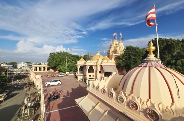 ભરૂચ સ્વામિનારાયણ મંદિરમાં દિવ્યાંગો માટે આશાનું નવું કિરણ જરૂરી સાધનો થકી હાલતા ચાલતા થશે ભરૂચ સ્વામિનારાયણ મંદિરમાં દિવ્યાંગો માટે આશાનું નવું કિરણ જરૂરી સાધનો થકી હાલતા ચાલતા થશે