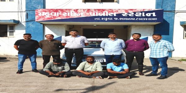 મહુવામાં અપહરણની કોશિશના ગુનામાં સંડોવાયેલા ત્રણ આરોપીઓને LCBએ ઝડપી પાડ્યા