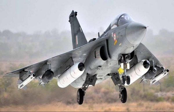 લાઇટ કોમ્બેટ એરક્રાફ્ટ (એલસીએ) તેજસ માર્ક-1