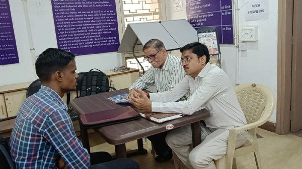 મહેસાણામાં દિવ્યાંગ ઉમેદવારો માટે 22 સપ્ટેમ્બરે રોજગાર ભરતીમેળો, 6 ખાનગી કંપનીઓ આપશે નોકરીની તક મહેસાણામાં દિવ્યાંગ ઉમેદવારો માટે 22 સપ્ટેમ્બરે રોજગાર ભરતીમેળો, 6 ખાનગી કંપનીઓ આપશે નોકરીની તક