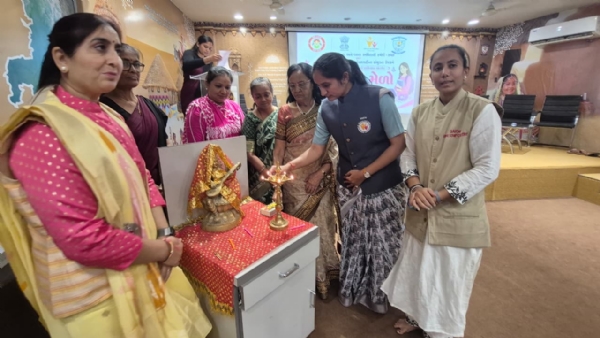 આદિપુરમાં કિશોરી મેળો યોજાયો આદિપુરમાં કિશોરી મેળો યોજાયો