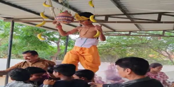 સાંતલપુરની શાળામાં ભક્તિમય માહોલમાં જન્માષ્ટમીની ઉજવણી