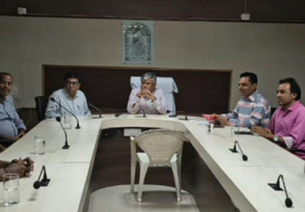 અંબાજી મેળાને સ્વચ્છ અને પ્લાસ્ટિક મુક્ત બનાવવા HNGU, પાટણના NSS વિભાગે જનજાગૃતિ અભિયાન શરૂ કર્યું. અંબાજી મેળાને સ્વચ્છ અને પ્લાસ્ટિક મુક્ત બનાવવા HNGU, પાટણના NSS વિભાગે જનજાગૃતિ અભિયાન શરૂ કર્યું.