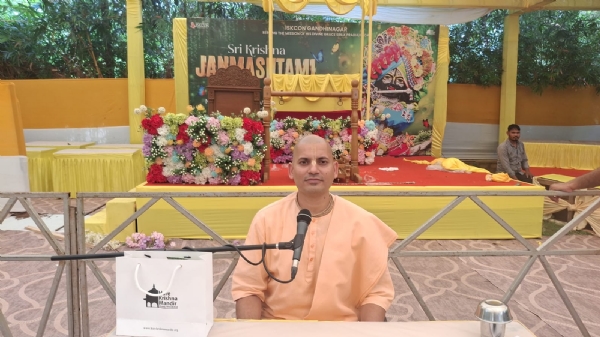 પ્રેસ કોન્ફરન્સ પ્રેસ કોન્ફરન્સ