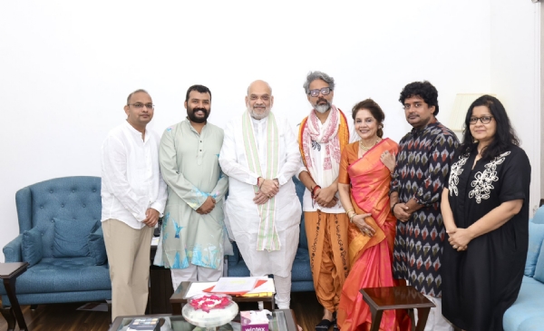 ગૃહમંત્રી અમિત શાહ એ ફિલ્મ ‘હનુમાન અંશ’ના કલાકારો સાથે મુલાકાત કરી