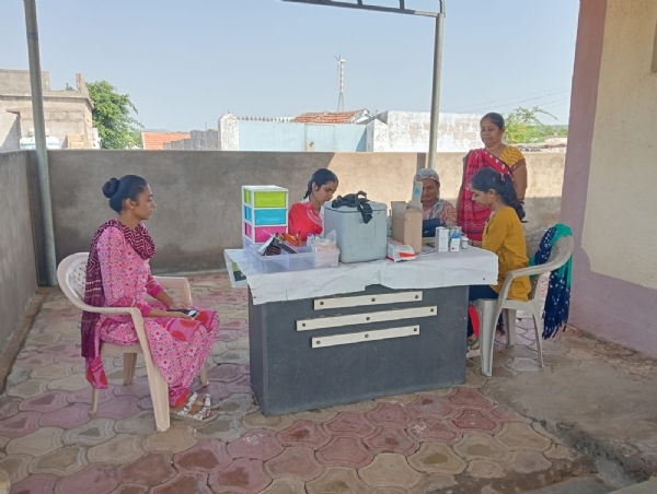 આરોગ્યલક્ષી સેવાઓ સાથે જનજાગૃતિ