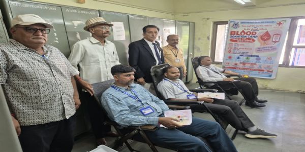 જિલ્લા કાનૂની સેવા સત્તા મંડળ, ગાંધીનગર દ્વારા રક્તદાન કેમ્પ અંતર્ગત 80 બોટલ રક્ત એકત્રિત કરાયું