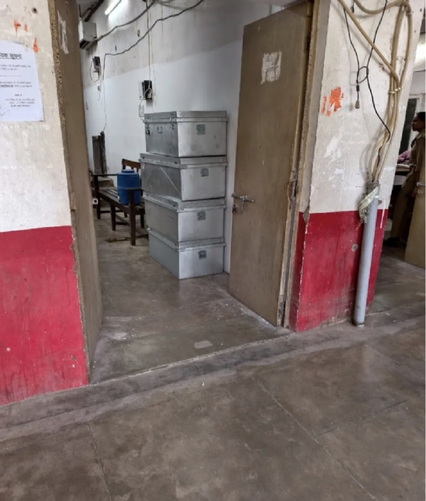 ચાર્જશીટ થી ભરેલી પેટીઓ