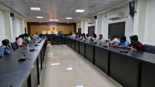 ખેલ  મહાકુંભ-2026ના  મહાનગરપાલિકા કક્ષાના આયોજન અંગે મ્યુનિસિપલ   કમિશનરના  અધ્યક્ષસ્થાને  બેઠક  યોજાઈ.