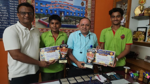 રાજ્યકક્ષાના ગણિત મહોત્સવમાં પાટણની શેઠ એમ. એન. હાઈસ્કૂલના વિદ્યાર્થીઓની સિદ્ધિ