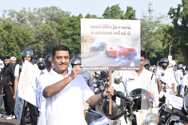 ગાંધીનગરમાં યોજાઈ બાઇક રેલી