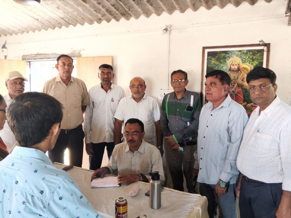 સૂત્રાપાડા ખાતે ૧૧મા રાષ્ટ્રીય આયુર્વેદ દિવસની ઉજવણી કરવામાં આવી સૂત્રાપાડા ખાતે ૧૧મા રાષ્ટ્રીય આયુર્વેદ દિવસની ઉજવણી કરવામાં આવી