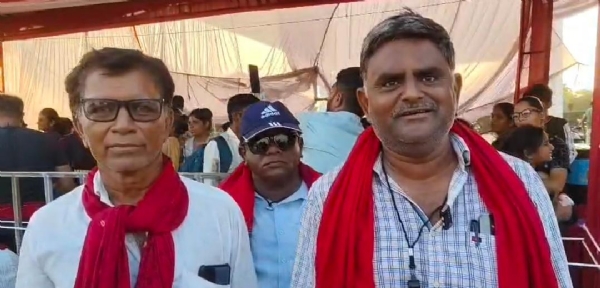 ઉમતા ગામે પદયાત્રીઓ માટે અનોખી સેવા, રોજ 35થી 40 હજાર કપ આઇસ્ક્રીમનું વિતરણ