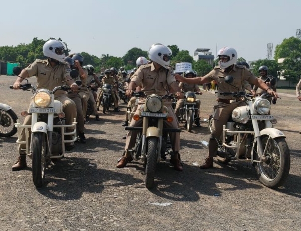 માર્ગ સલામતી અંગે યોજાયેલ રેલી