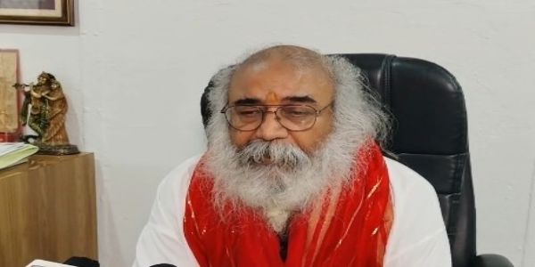 શ્રી કલ્કી ધામના પીઠાધીશ્વર આચાર્ય પ્રમોદ કૃષ્ણમને જાનથી મારી નાખવાની ધમકી મળી