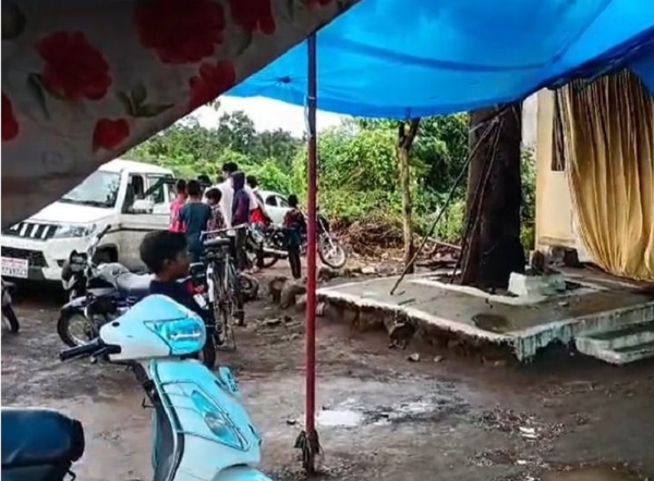 મંડલામાં ગણેશ પંડાલમાં અકસ્માત બાદ સ્થિતિ