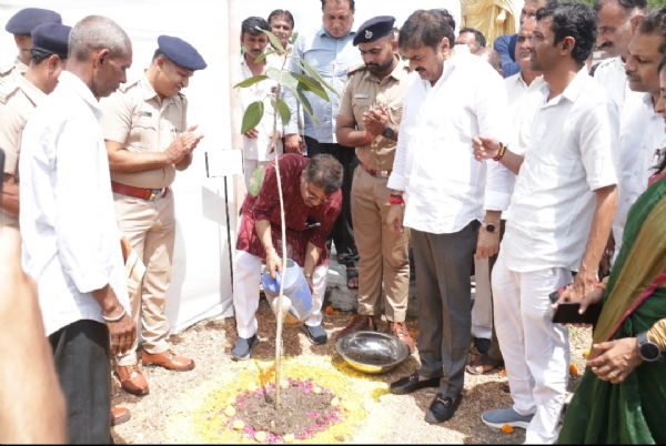 કોડિનાર  તાલુકાના કંટાળા ખાતે