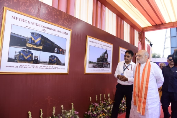 WAG-12 લોકોમોટિવ શેડનું લોકાર્પણ