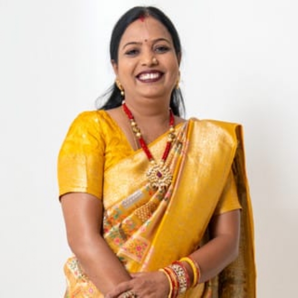 લોક ગાયિકા સીમા મિશ્રા
