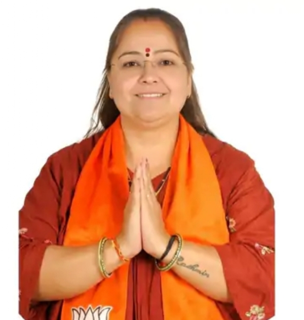 સિદ્ધપુરમાં વરસાદી પાણીની સમસ્યાનો કાયમી ઉકેલ માટે નવી મોટી વરસાદી ગટર લાઈન અને સીસી રોડ બનાવવાની કામગીરીને સર્વાનુમતે મંજૂરી આપવામાં આવી.