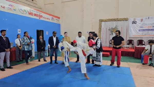 પોરબંદર  મહાનગરપાલિકા  કક્ષાએ ખેલમહાકુંભમાં કરાટે સ્પર્ધાનો શુભારંભ.