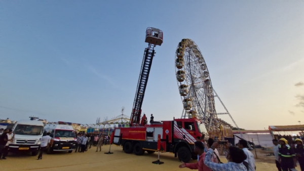 શ્રી કૃષ્ણ સખા સુદામા સાંસ્કૃતિક લોકમેળામાં આગની ઘટનાની સફળ મોકડ્રિલ. શ્રી કૃષ્ણ સખા સુદામા સાંસ્કૃતિક લોકમેળામાં આગની ઘટનાની સફળ મોકડ્રિલ.