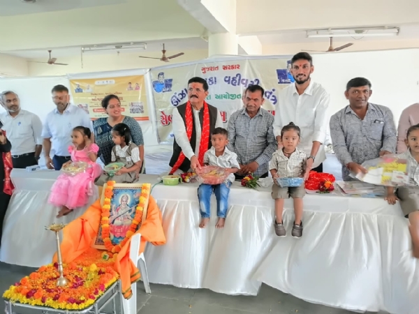 ઊંઝાના કરણપુરમાં ‘આંગણાનો ઉત્સવ’, પોષણ ચેમ્પિયન બાળકો અને શ્રેષ્ઠ કાર્યકરોનું સન્માન ઊંઝાના કરણપુરમાં ‘આંગણાનો ઉત્સવ’, પોષણ ચેમ્પિયન બાળકો અને શ્રેષ્ઠ કાર્યકરોનું સન્માન